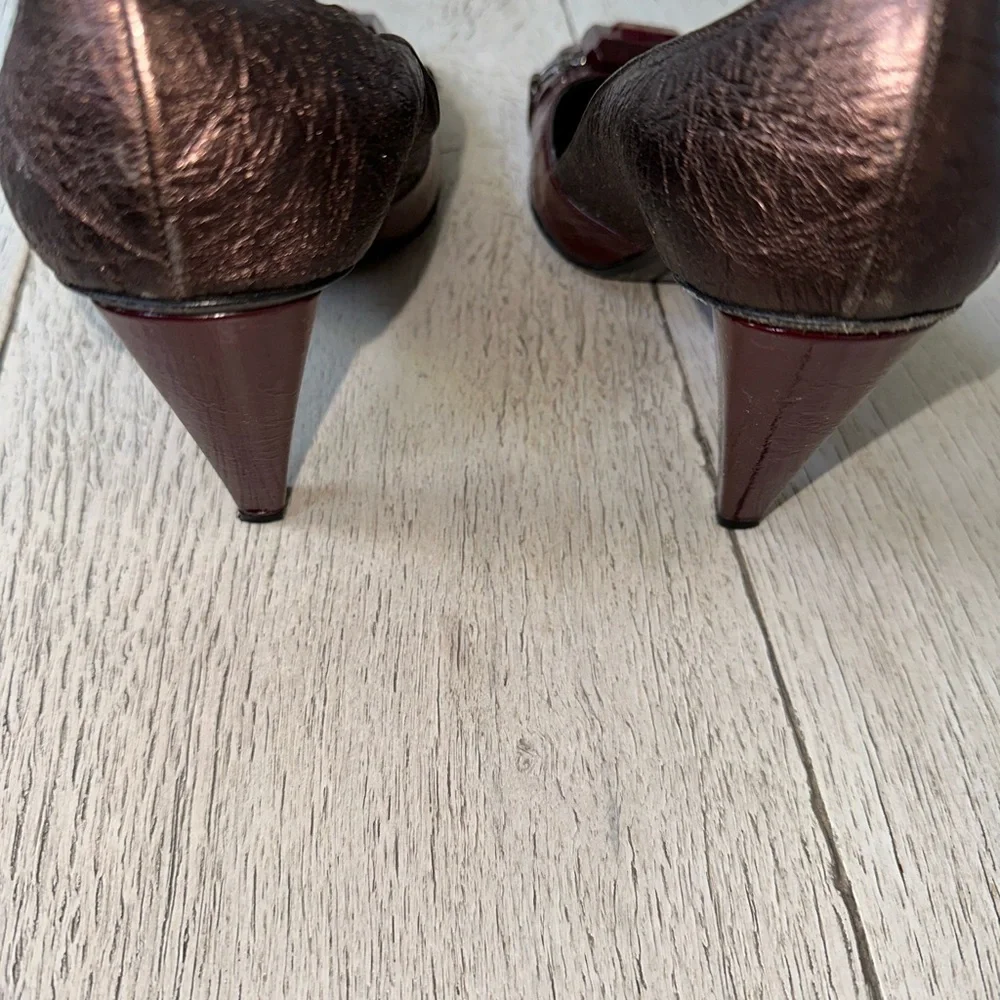 Via Spiga Red Heels Elegant Design